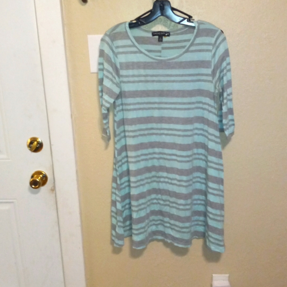 Over size shirt living doll brand